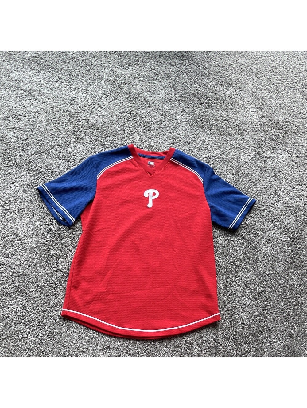 MLB Genuine Merchandise Philadelphia Phillies MLB Red/Blue Shirt Size M